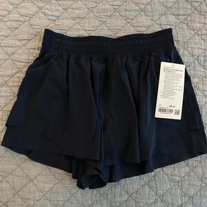lululemon athletica Shake It Out High Rise Run Shorts 2.5” Size S Color Navy NWT